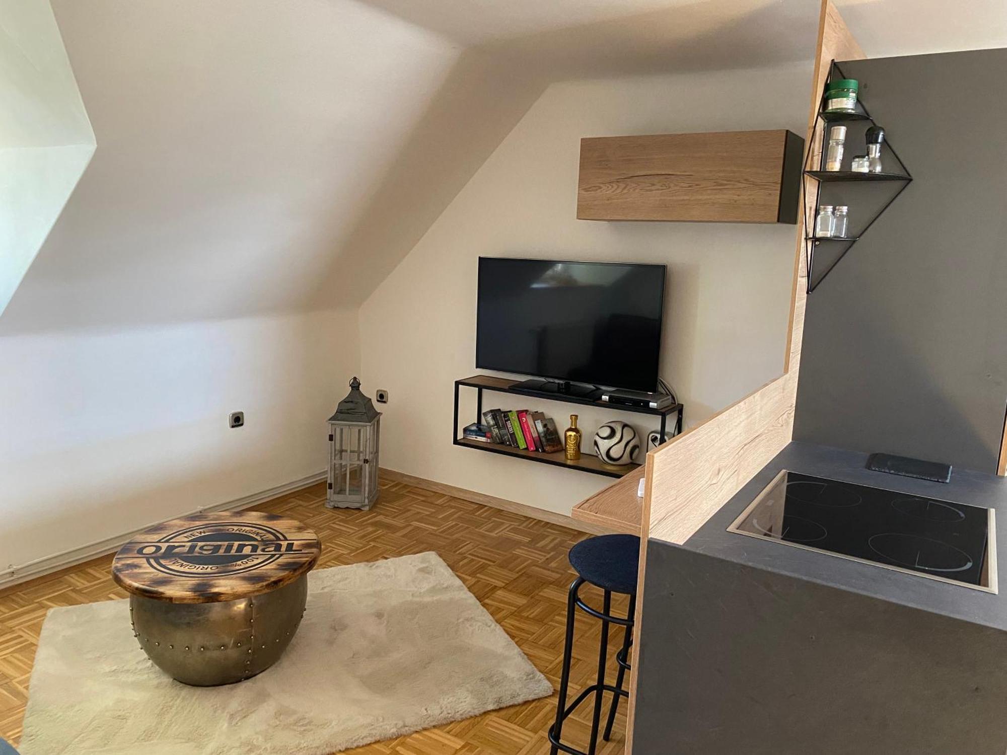 Schoenes Apartment Mit Aussicht Ueber Graz Esterno foto